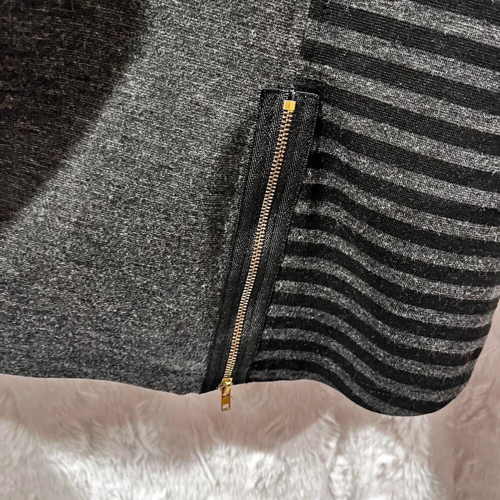 FOCUS Casual Life Grey & black striped 3/4 sleeve top - Picture 4 of 7